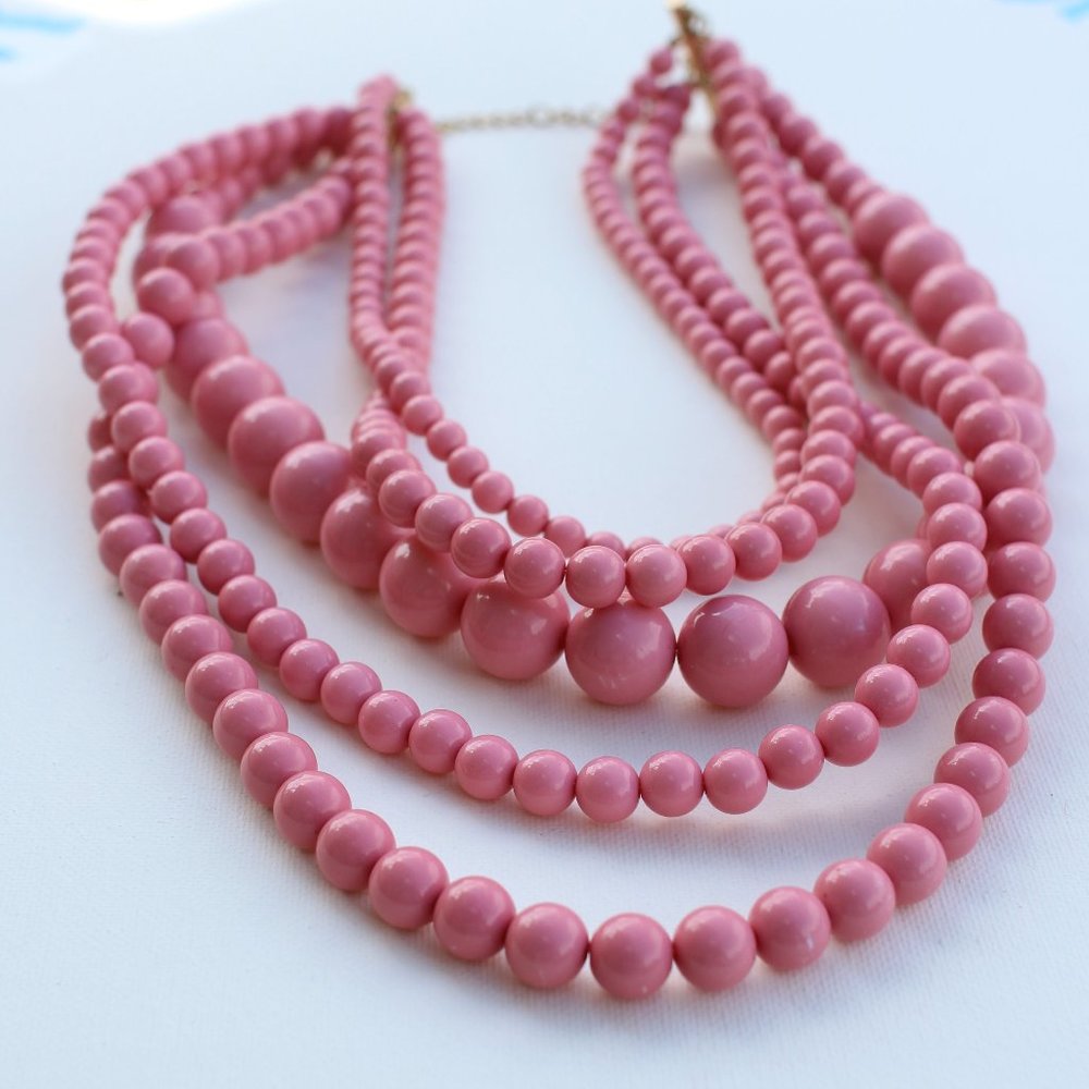 New York & Company 5 string Pink beaded necklaces!